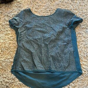 PJK Women’s Short Sleeved Blouse. Size L. Dark Blue with Cut Out Pattern.